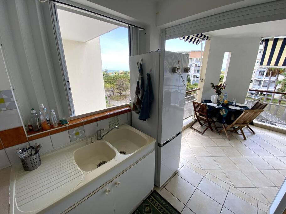 Appartement - Vue Mer Et Montagne Sainte-Luce Bagian luar foto
